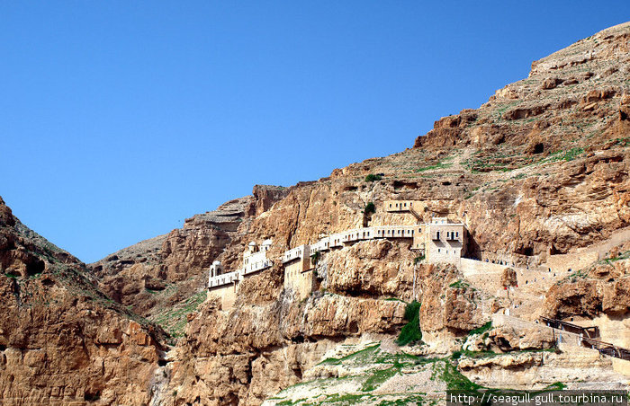 Каранталь: монастырь на горе Искушения. Иерихон, Палестина