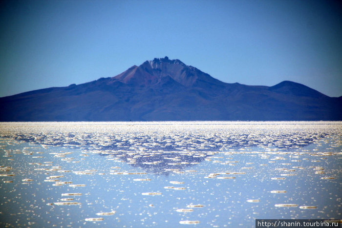 Озеро и гора Уюни, Боливия