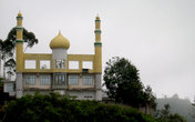 После полутора месяце в мусульманских странах, я даже не удивилась встретив мечеть на Шри-Ланке.