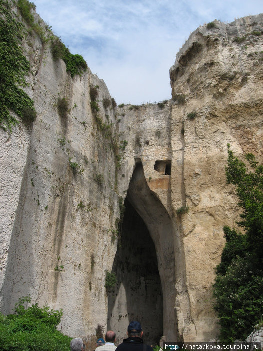 пещера ухо дионисия Сиракуза, Италия