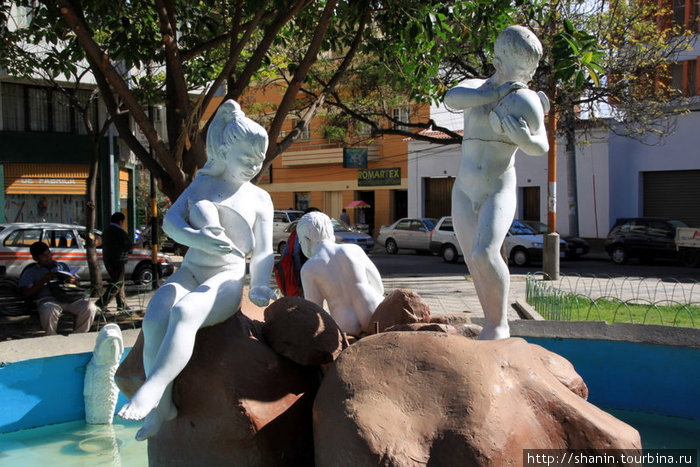 Скульптуры Кочабамба, Боливия