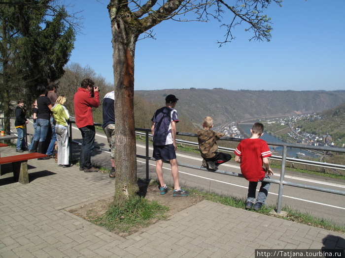 смотровая площадка -(находится по направлению к гольф парку) Кохем, Германия