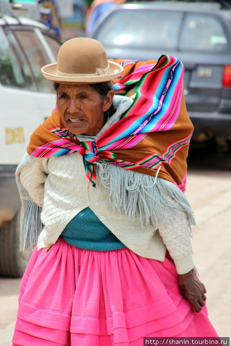Город на берегу Титикаки Копакабана, Боливия