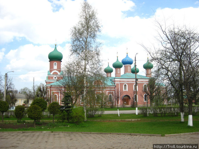 Центральный собор города Тихвин, Россия