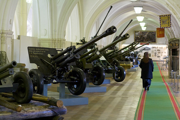 Пушки времен ВОВ Санкт-Петербург, Россия