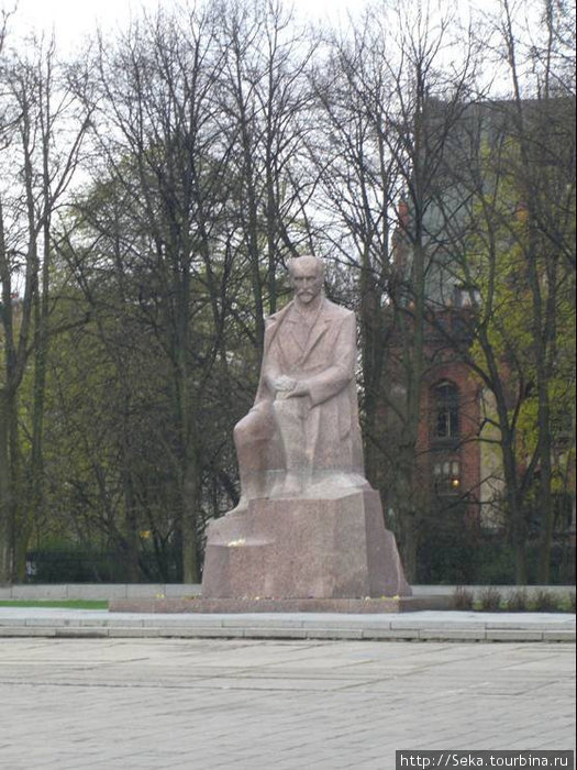 Памятник Янису Райнису / Janis Rainis monument