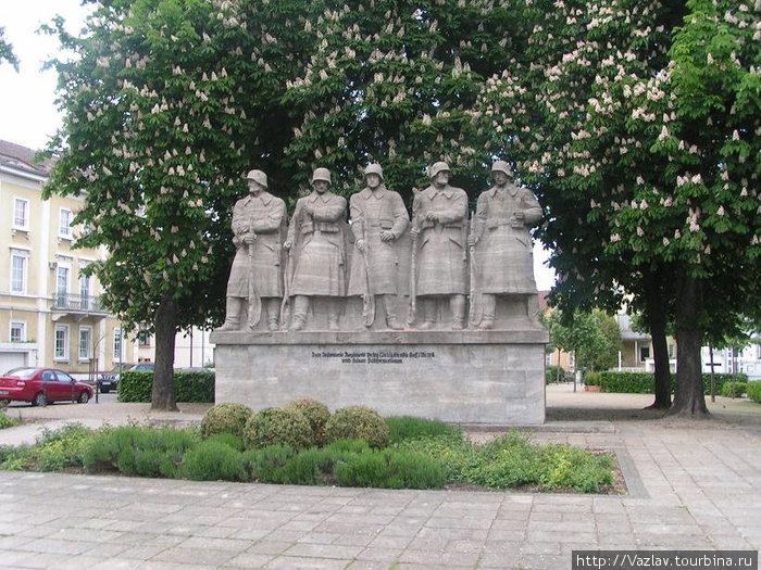 Памятник фашистам Вормс, Германия