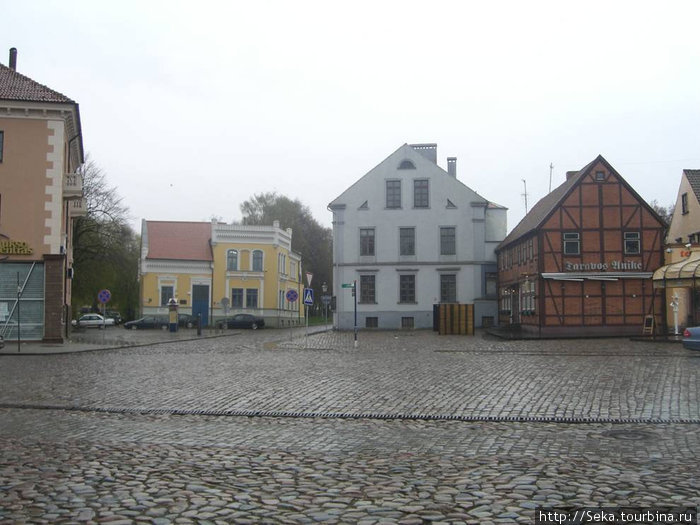 На мокрых улочках Старой Клайпеды Клайпеда, Литва