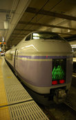 Поезд на Мацумото отправляется с токийской станции Синдзюку и идёт 2.5 — 3 часа.