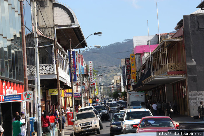 Нетипичная карибская столица Порт-оф-Спейн, Тринидад и Тобаго