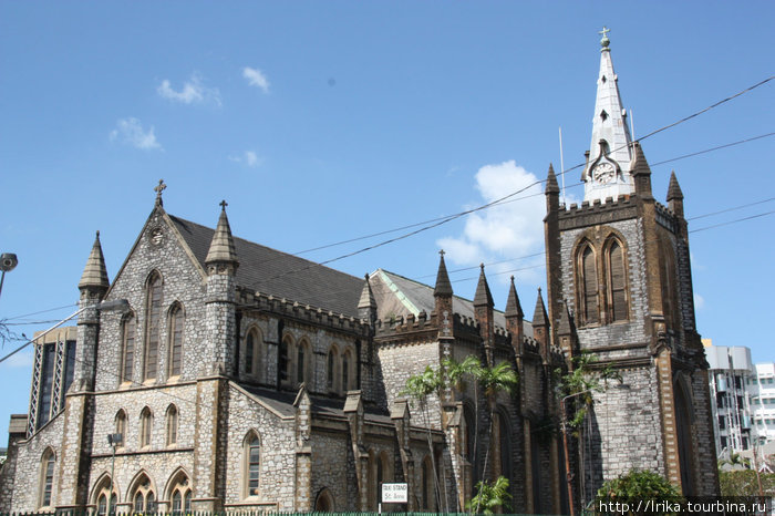Собор Святой Троицы Порт-оф-Спейн, Тринидад и Тобаго