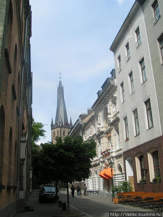 Взгляд на собор Дюссельдорф, Германия