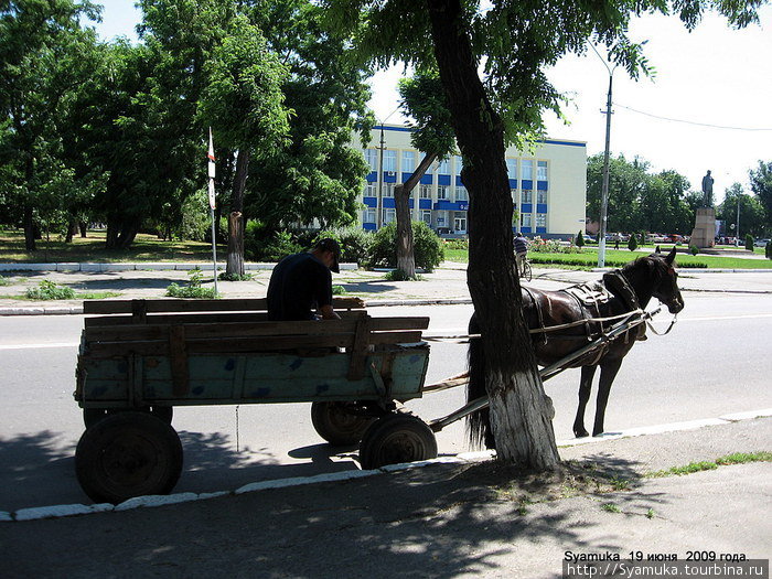 Улица Ленина. Перед мэрией. Вознесенск, Украина