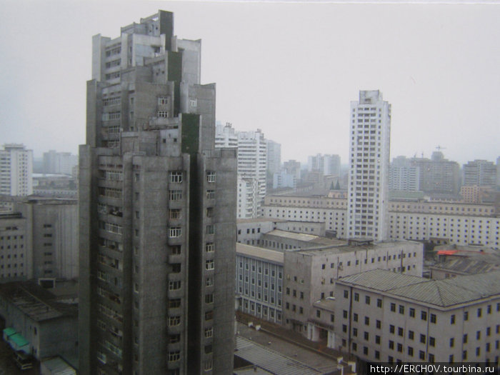 Вид из отеля Пхеньян, КНДР