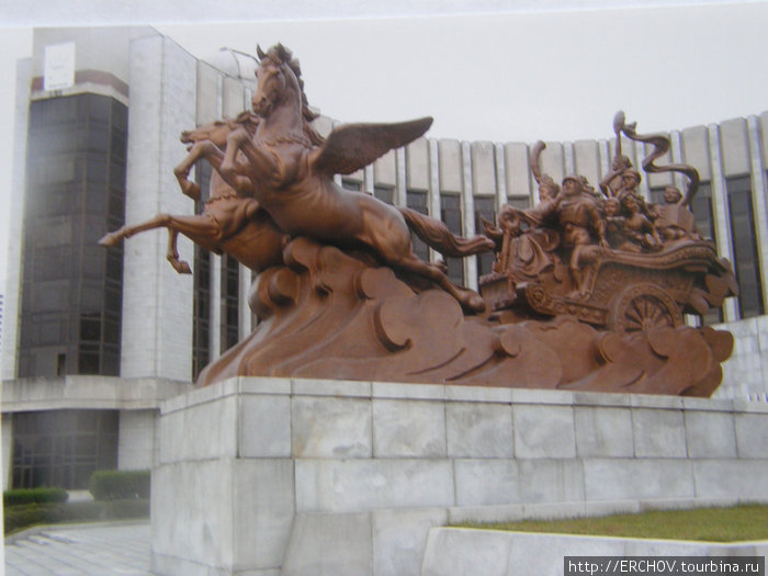 Дом пионеров Пхеньян, КНДР