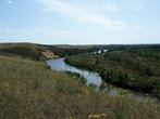 Поднялись ещё на одну высокую точку у бывшего хутора Миноничева, чтобы полюбоваться ещё одной панорамой реки.