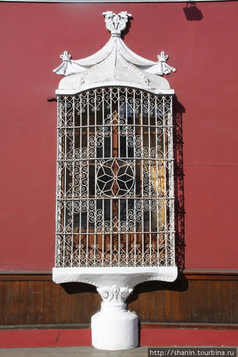 Окна и двери Трухильо, Перу