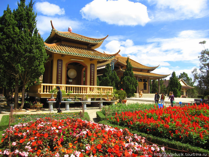 Монастырь Чук Лам Далат, Вьетнам