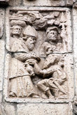 Барельеф на фасаде собора