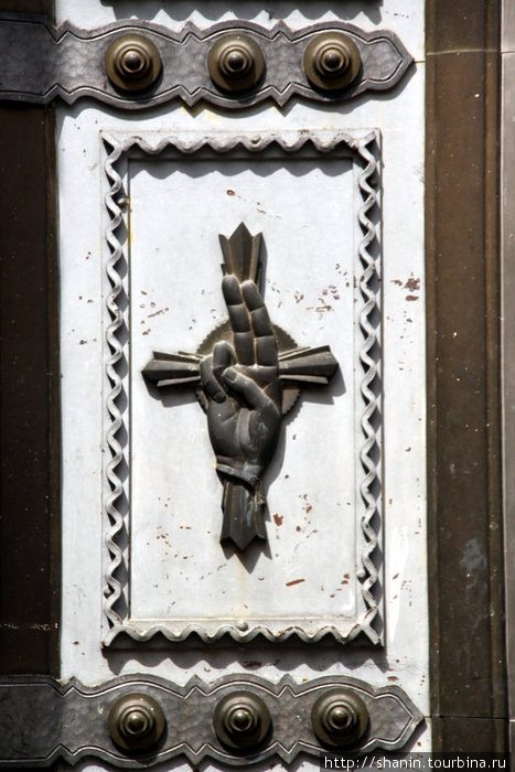 Дверь собора Мерида, Венесуэла