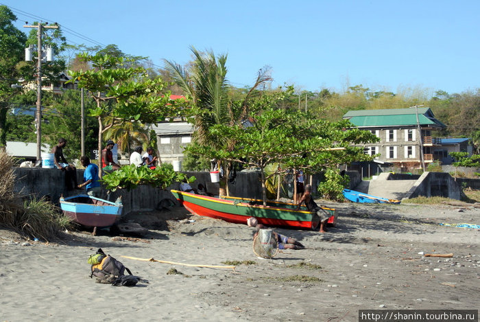 Лодки на берегу Гояве, Гренада