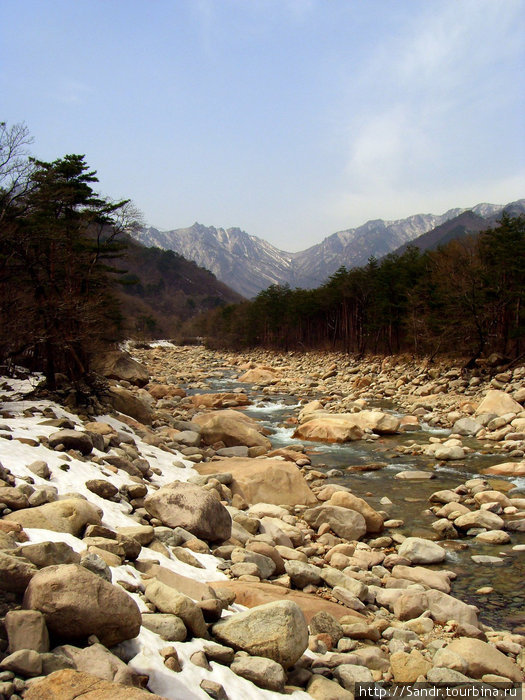 Поход к пику Тэчхонбон Национальный парк Сораксан, Республика Корея