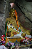 Гуру Ринпоче в своей пещере.