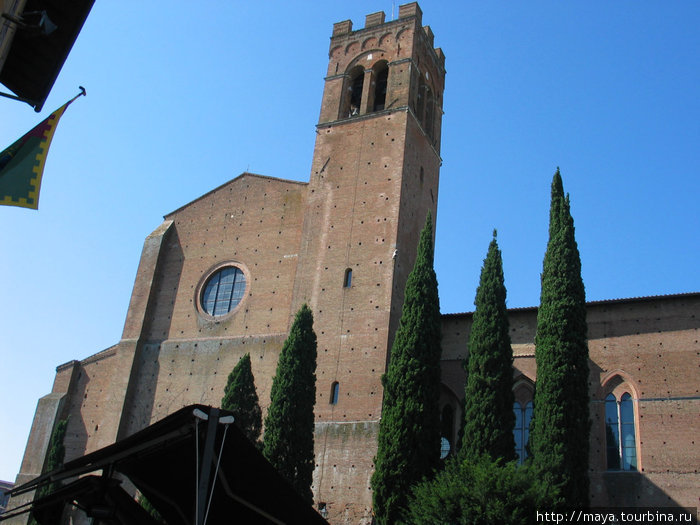 базилика с.Доменика Сиена, Италия