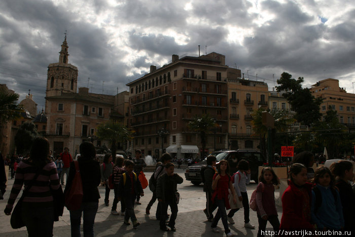 Площадь Св. Девы Марии Валенсия, Испания
