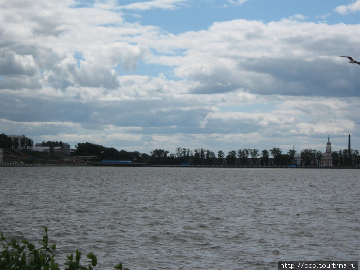 ижевский пруд, вид на плотину Ижевск, Россия