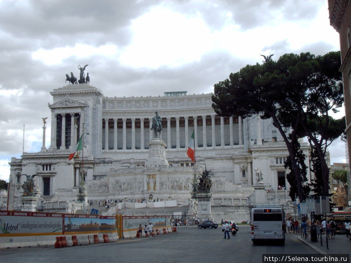 Памятник Виктору Эммануилу II Рим, Италия