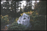 Кварцит — основная порода камней и скал Южного Урала.