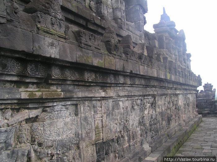 Резьба по камню Боробудур, Индонезия