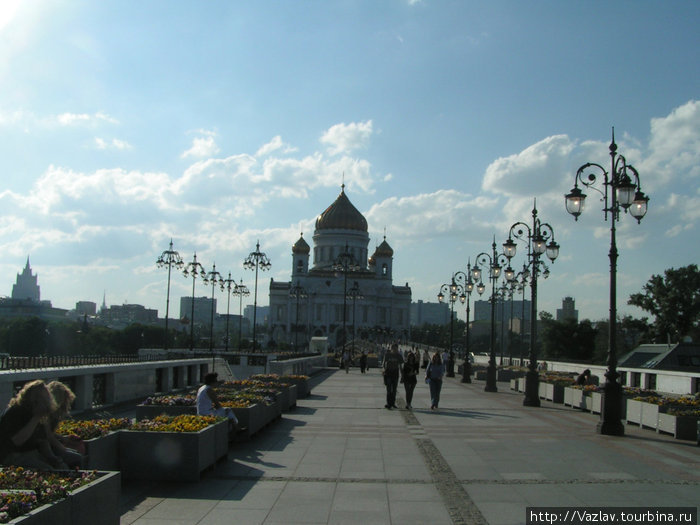 Дорогая к храму Москва, Россия