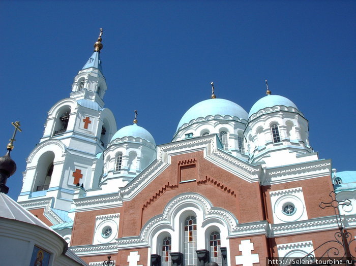 Купола Спасо- Преображенского собора. Валаам, Россия