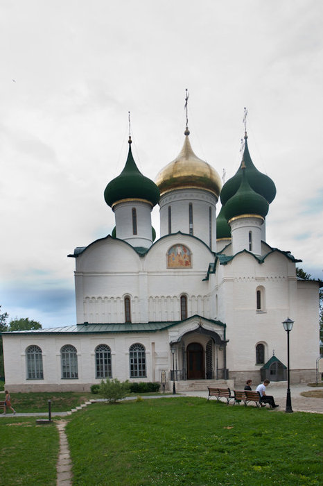 Собор Спаса Преображения 
Дата постройки: Между 1560 и 1580. Суздаль, Россия