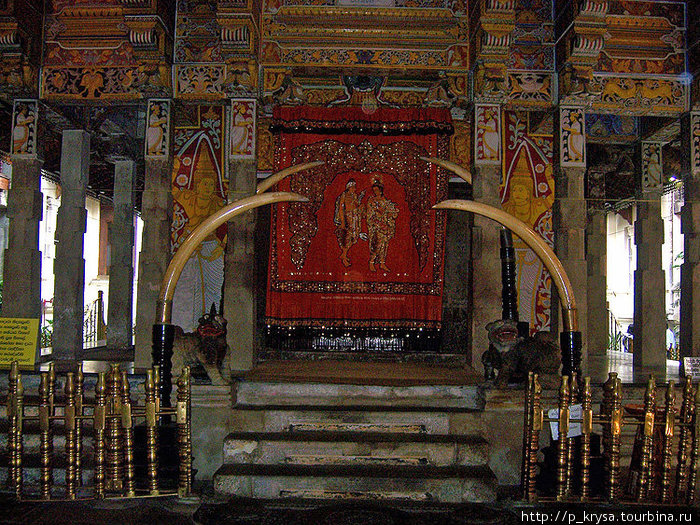 Внутреннее святилище Канди, Шри-Ланка
