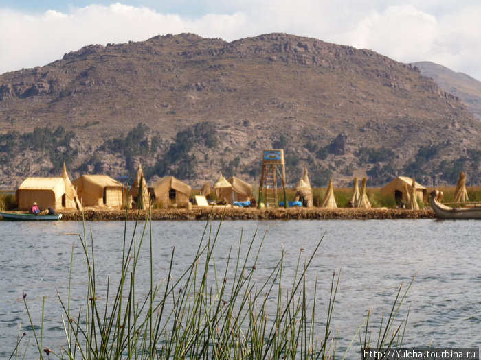 Жители озера Титикака Урос плавающие острова, Перу
