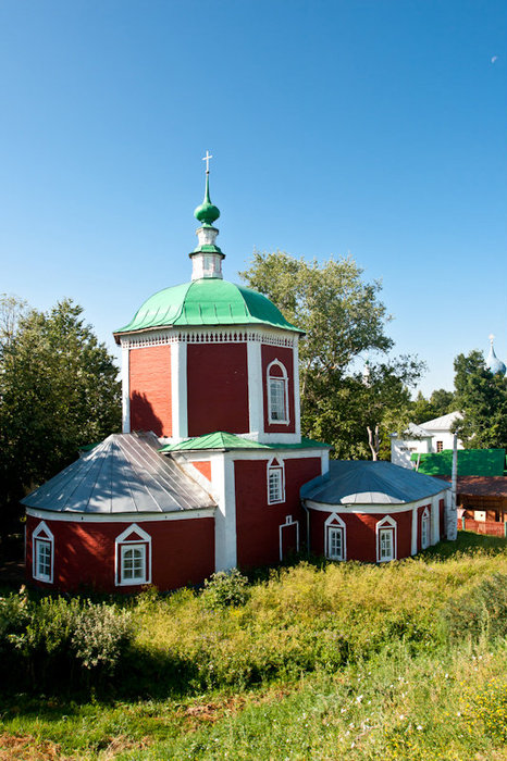 Успенская церковь (конец 17 века) Суздаль, Россия