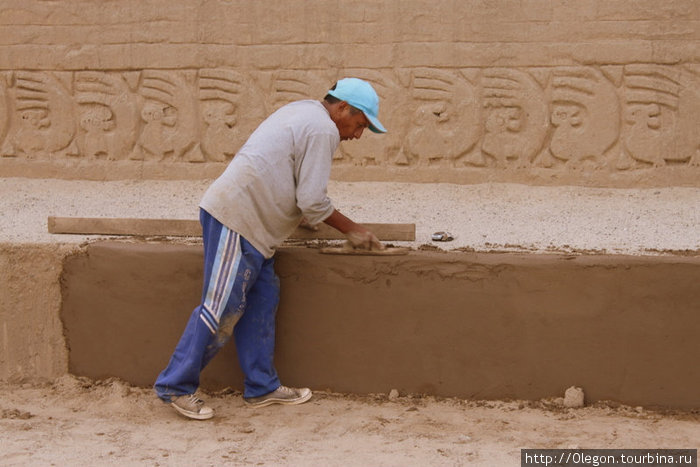 В городе полным ходом идёт реставрация Трухильо, Перу