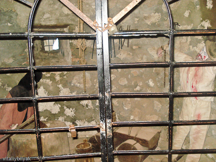 Камера пыток Мукачево, Украина