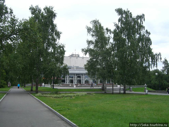 Площадь Сахарова Барнаул, Россия
