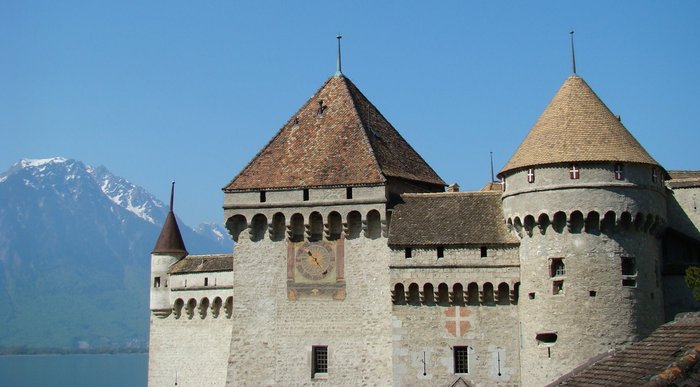 История Шильонского замка Монтрё, Швейцария