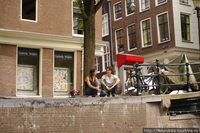 Квартал красных фонарей - De Wallen Амстердам, Нидерланды