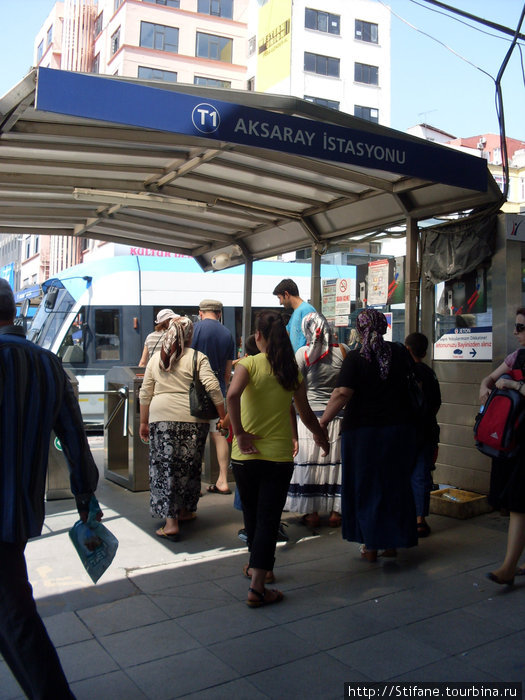 остановка трамвая Стамбул, Турция