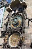 Часы на Старомесской площади в Праге