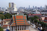 Храм и вид Бангкока