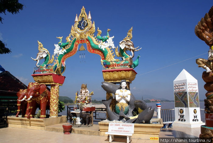 Торжественные ворота Соп-Рыак, Таиланд