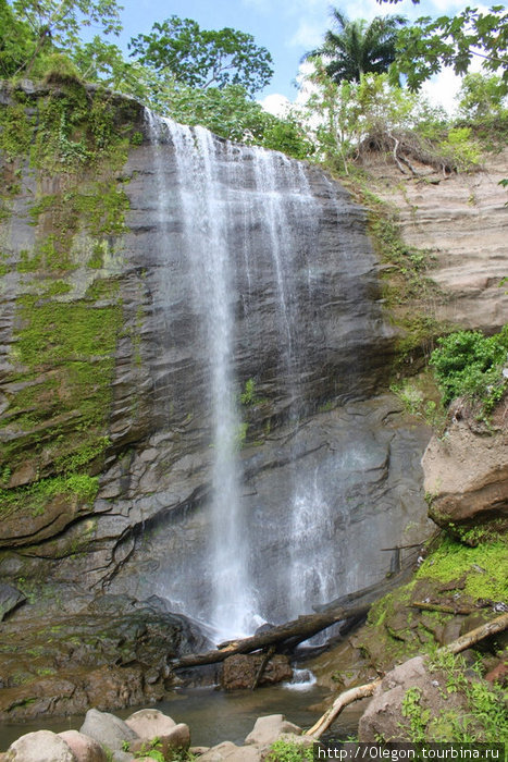 Водопад, отличное место в прохладе Гренада
