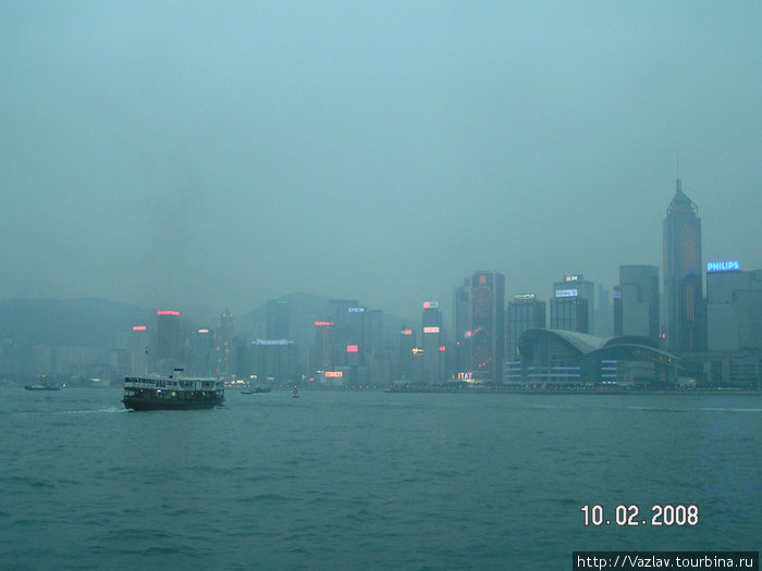 Вот так вот и поплывём Гонконг